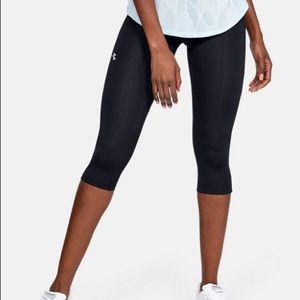 Under armor heat gear compression leggings Capri